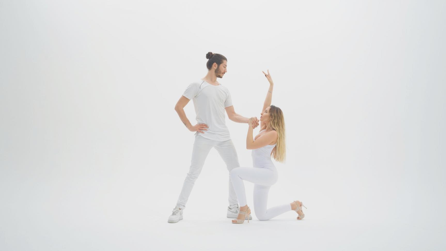 Танцювальна студія під час занять